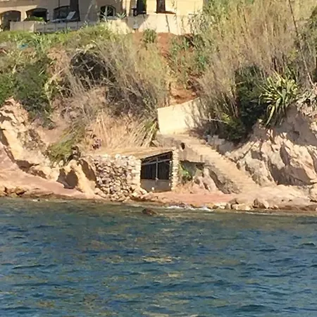 Nyaraló Maison Font Brun Carqueiranne